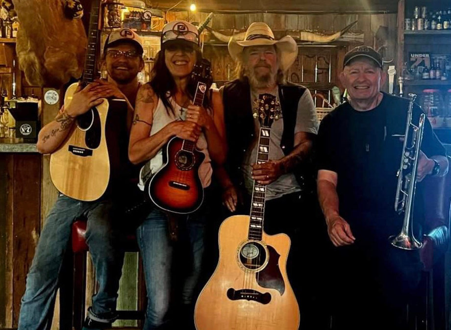 The Frumkins Open Pickers Circle